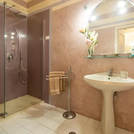 Apartment Capponi Palace *